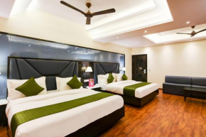 Hotel Geet Deluxe at New Delhi Railway Station